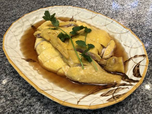 10. Braised Free Run Chicken with Huadiao Rice Wine 花雕走地雞